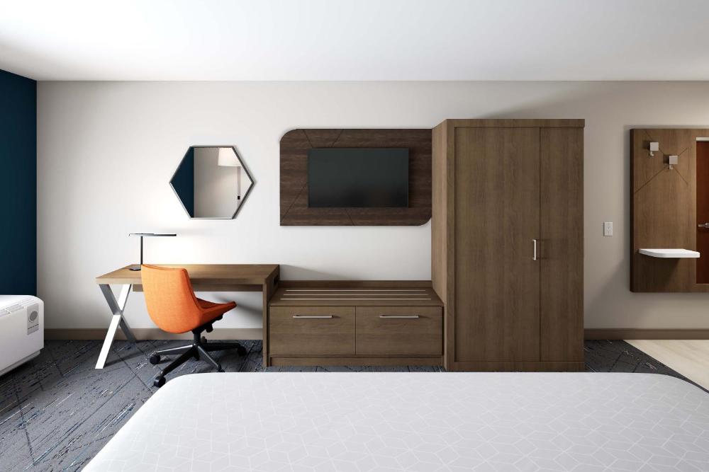 Superior King Room interior